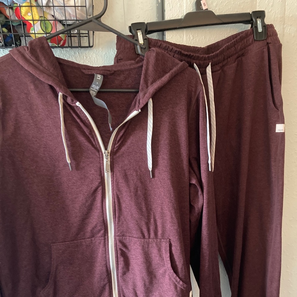 Vuori hoodie and joggers set